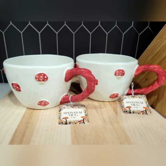 NWT Set Of 2 Mushroom Coffee Mugs Red & White Pottery Coffee Cups Toadstool - Picture 1 of 13